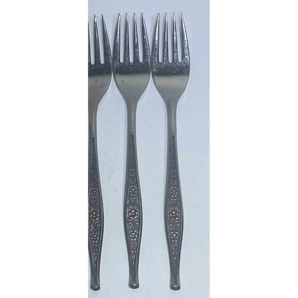 4 Vtg  Imperial Iic Serta Korea Floral Stainless Steel Flatware dessert Pie fork